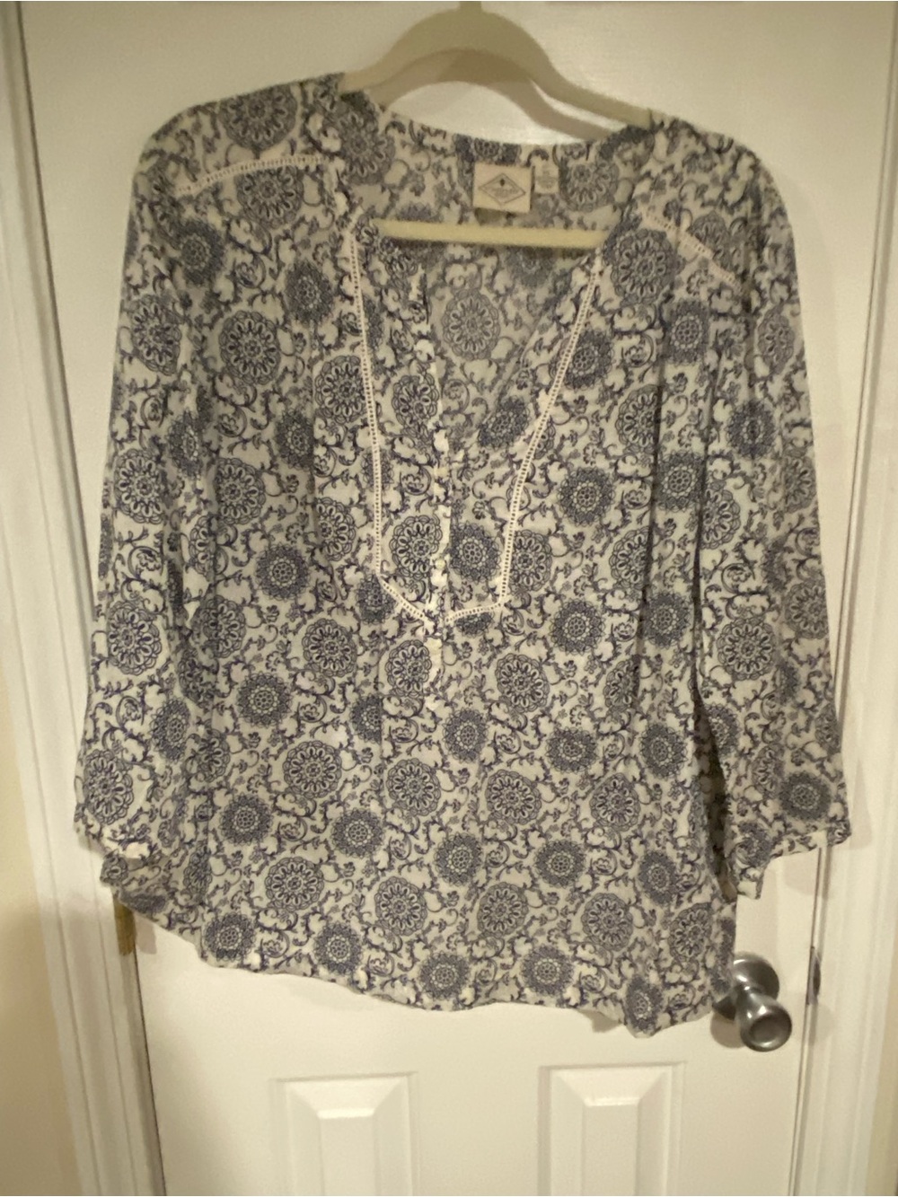 St. John's Bay White and Navy Printed Tunic Blouse